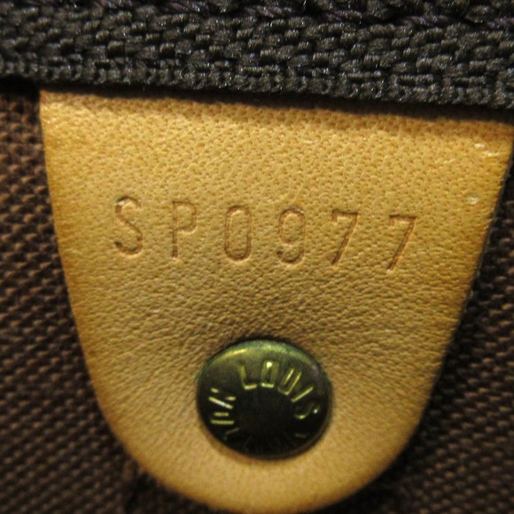 LOUIS VUITTON Keepall 50 Travel - Picture 6 of 13